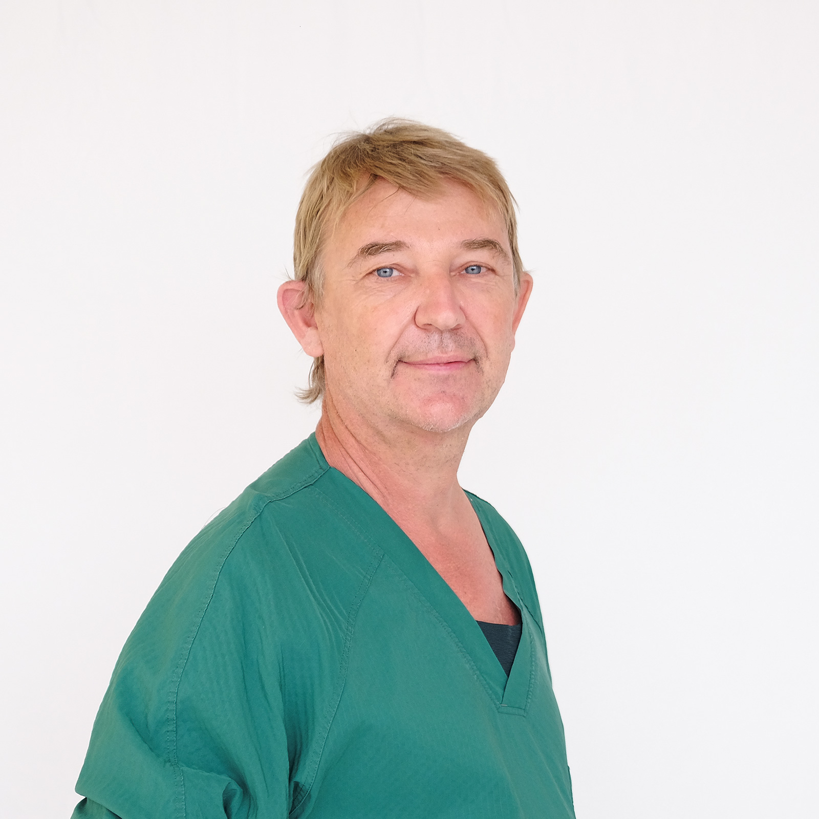 Dr. Stefaan Van De Velde 