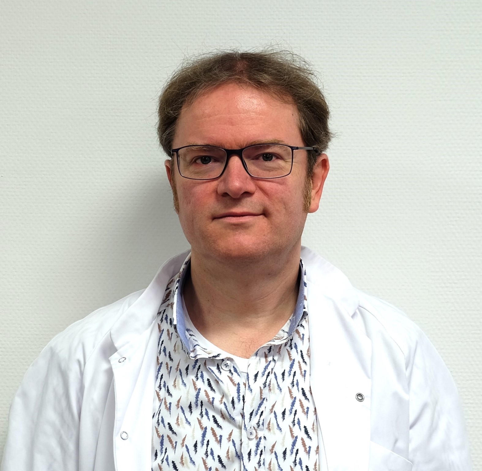 Dr. Jan Simoens